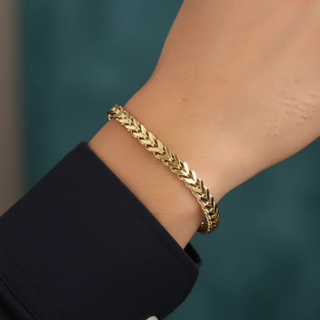 gold lobster bracelet of bracero